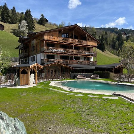 Appartements Liebe Heimat Saalbach-Hinterglemm Exteriör bild